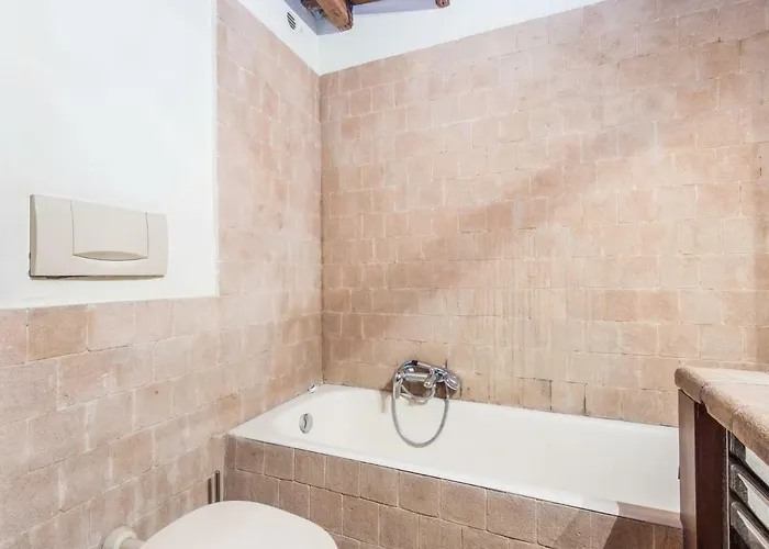 Augustus By Interhome