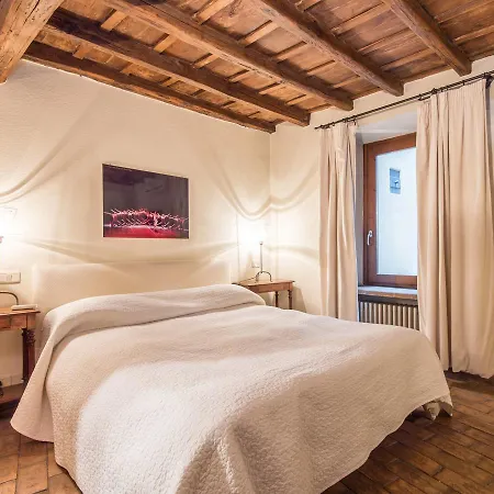 Augustus By Interhome Roma